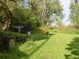 MORGENSONNE GENIESSEN! Lichtdurchflutete 3-Zimmer-Wohnung mit traumhaftem Garten! In Top-Lage – hier können Sie entspannen und neue Kraft im Grünen tanken!