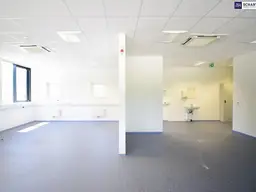 Ihr neuer Firmenstandort: Moderne Gewerbeimmobilie in Laßnitzhöhe - Büro- und Geschäftsräumlichkeiten auf 136 m² mit erstklassiger Ausstattung, KFZ-Abstellplätzen, E-Ladestationen &amp; Klimaanlage! Vereinbaren Sie gleich einen Termin!