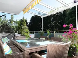 Wunderschöne, elegante Terrassenwohnung mit Blick ins Grüne in einem kleinen feinem Wohnbauprojekt - mit NUR 4 Wohneinheiten - in 8073 Feldkirchen - mit 3D-RUNDGANG