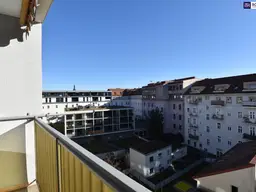 Lichtdurchflutete 3-Zimmer-Wohnung mit großem Balkon und herrlichem Fernblick