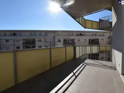 GROSSZÜGIGE WOHLFÜHLWOHNUNG mit niedrigen Heizkosten und einer Top Infrastruktur! Ab Oktober!
