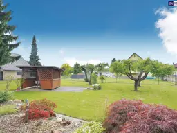 ENTZÜCKENDES HÄUSCHEN in traumhafter Siedlungslage! Mit VIEL POTENZIAL! Bis zu 410m² Nutzfläche möglich!
