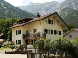 Wohnhaus mit 3 Wohnungen für Feriengäste oder als Selbstnutzer, im schönen Montafon!
