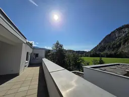 NEUER PREIS: Neuwertiges, klimatisiertes 3-Zimmer-Penthouse in ruhiger Lage mit Unterstellplatz in Koblach!