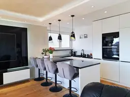 Top Angebot, eine vollrenovierte, möblierte 4 Zimmerwohnung im Herzen von Lauterauch zu verkaufen!