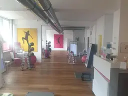 MARKT AM BINDERMICHL: Generalsanierte klimatisierte 200 m² Büro-/Ordi-/Studiofläche mit garantiert bestem Preis-/Leistungsverhältnis - Flexible (Um-)planungs-/Erweiterungsmöglichkeiten von ca. 61 bis max. 255 m² - leistungsstarke Lüftungs- u. Klimaanlage!