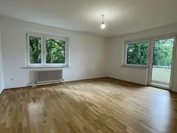 Großzügige 2-Raum Wohnung mit Loggia in einem attraktiven Stadtviertel (Linz/Spallerhof) mit urbanem Charakter und vielseitiger Infrastruktur!