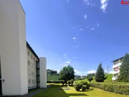 Erstbezug in Grünlage! Ansprechende, sanierte 3-Raumwohnung mit Balkon!