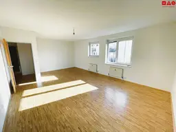 Lichtdurchflutete 2-Raumwohnung mit Balkon!