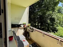 Großzügige 2-Raum Wohnung mit Loggia in einem attraktiven Stadtviertel (Linz/Spallerhof) mit urbanem Charakter und vielseitiger Infrastruktur!