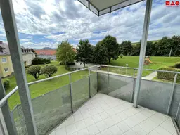 Ab 01.11.2025! Schöne Familienwohnung inkl. Balkon und Carport!