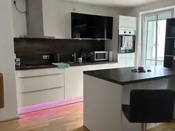 Moderne 3-Zimmer-Wohnung mit Balkon und offener, hochwertiger Küche im Neubaustandard in Ampflwang! AB 01.10.2025 verfügbar!