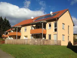 Helle - 4-Zimmer-Wohnung im Obergeschoss mit Balkon - geförderte Miete ODER geförderte Miete mit Kaufoption - 4 Zimmer 