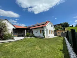 Antikes Bauernhaus im mediterranen Landhausstil top saniert – Verwirklichen Sie Ihren Traum vom Leben mit Tradition und dem Lebenskomfort der Moderne!