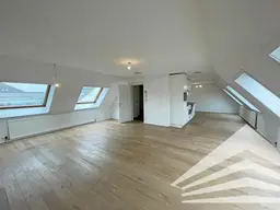 Große 3-Zimmer Dachgeschosswohnung in der Linzer Innenstadt!