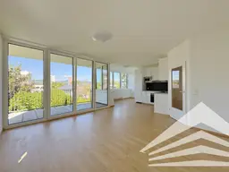 ***Traumhafte 2 Zi.-Wohnung mit Balkon, Eigengarten &amp; TG-Platz am Fuße des Pöstlingbergs***