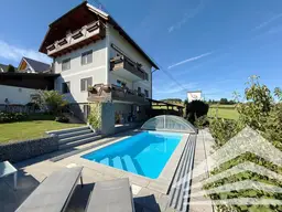 Großzügiges Mehrfamilienhaus in schöner Aussichtslage in Abwinden! 2 Garagen Plus Carport!