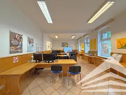 Attraktive Geschäfts- bzw. Bürofläche in zentraler Innenstadtlage