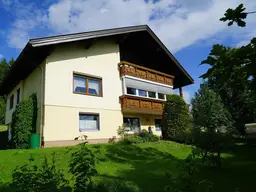 Großräumiges Haus mit schöner Fernsicht in Feldkirchen!