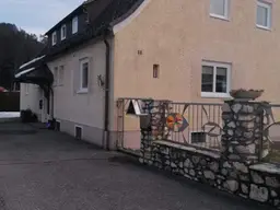 Lavamünd: Doppelhaushälfte mit 2 Wohnungen und Garten!
