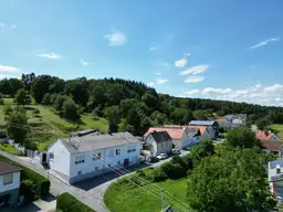 +Einzigartiges Mehrfamilienhaus und riesen Grundstück, direkt neben Oberpullendorf! +