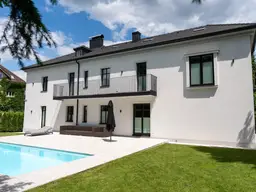 Elegantes Refugium nahe dem Festspielhaus Salzburg: Imposante Stadtvilla mit XL-Garten und Außenpool in angenehmer Wohnlage Riedenburg-Maxglan