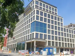 neues nachhaltig gebautes Bürohaus nahe der City