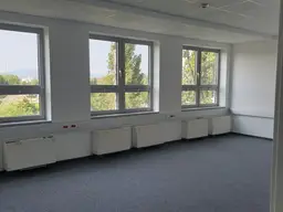 Büro, Erstbezug in neu renoviertem Büropark, Stellplätze