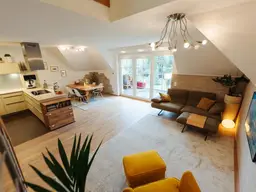 Großzügige Maisonette-Dachgeschoßwohnung Nähe Eggerteich