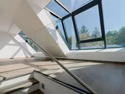 Genießen Sie den Sonnenuntergang von Ihrer begrünten Dachterrasse