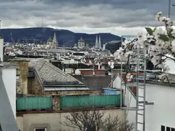 Herrlicher Blick! DACHGESCHOSSMAISONETTE!