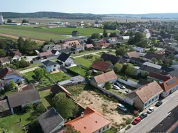 880m² sonnig &amp; ruhig - Baugenehmigung für 4 Wohneinheiten!