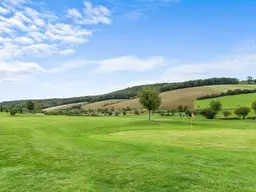 Attraktiver 9-Loch Golfplatz in traumhafter Lage