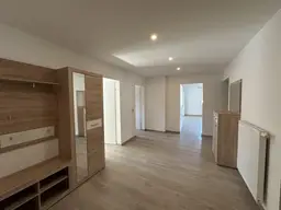 WOHNEN UND ARBEITEN AUF 135 m² IN ZENTRALER LAGE – MODERN &amp; FLEXIBEL NUTZBAR