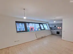 Kaiserstraße: LOFT-Wohnung Nähe Burggasse im Architektenhaus