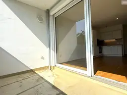 Moderne Neubauwohnung mit sonniger Loggia nahe Akademiepark