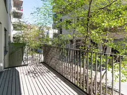 NEUBAU - BAUJAHR 2017- FERNWÄRME ! Top möblierte 2 Zimmer Wohnung mit großem Balkon in Trienna