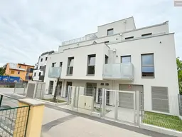Wohnung mit großem Balkon in Essling, in deckengekühlter Ruhelage