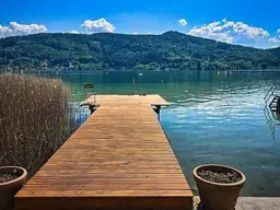 Traumhafte Garconniere mit großzügiger Terrasse und direktem Seezugang