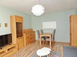 Dornbach, topausgestattete Zweizimmerwohnung, Ruhelage