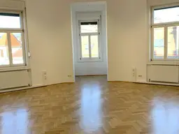 Großzügiges Top-Altbaubüro nächst Geidorfplatz mit Parkplätzen