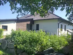 CHARMANTER BUNGALOW IN ZENTRALER LAGE MIT GROSSEM GARTEN
