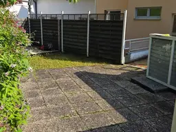 84m2 IM ORTSKERN VON LOSENSTEIN MIT GARTEN !