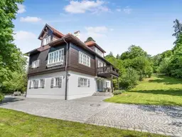 Exklusive Luxusvilla in Niederösterreich – 13 großzügige Zimmer und erstklassige Ausstattung für höchsten Wohnkomfort