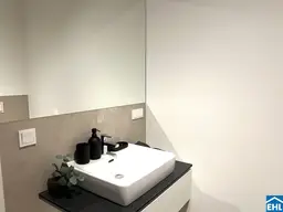 Willkommen im High Five - Ihr neues Zuhause mit grandioser Aussicht!