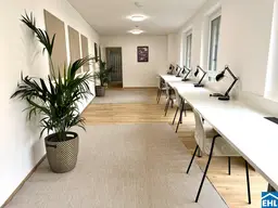 Helle 2-Zimmer-Wohnung mit Küche und Fußbodenheizung – Urbaner Komfort im High Five!