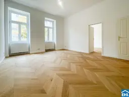 Sanierte 2-Zimmer-Altbauwohnung mit separater Küche Nähe Augarten
