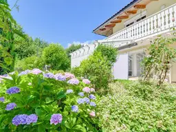 Gartenparadies mit charmantem Einfamilienhaus