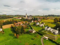Baugrund mit altem Gebäude und Bauerwartungsland mit Weganteil im Zentrum von Hengsberg