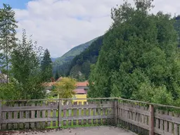 Großzügiges Wohnhaus mit wunderschönen Gewölben und Kachelöfen in Großraming!